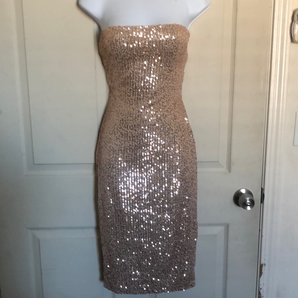 Sexy strapless dress